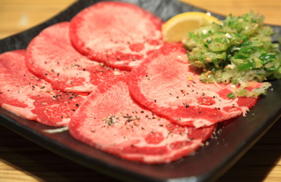 神戸で牛タンを食べるなら【石焼牛タン専門店　たん匠】へ♪